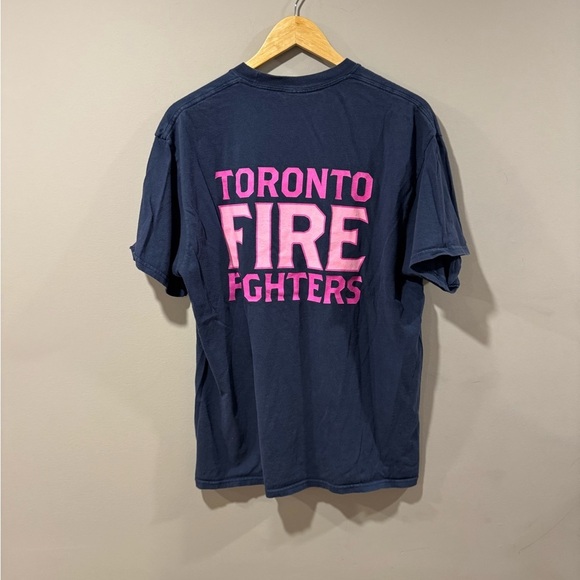 Toronto Fire Fighters T-Shirt - Picture 1 of 6